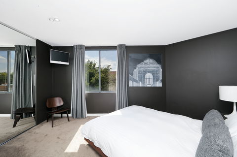 Astra Apartments The Griffin - Hobart Tourism 6