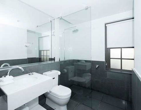 Peppers Gallery Hotel, Canberra - Hobart Tourism 1