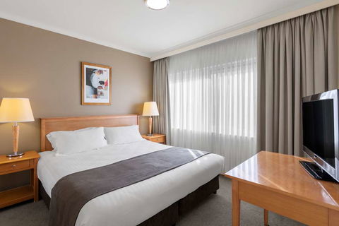 Nesuto Canberra Apartment Hotel - Hobart Tourism 9