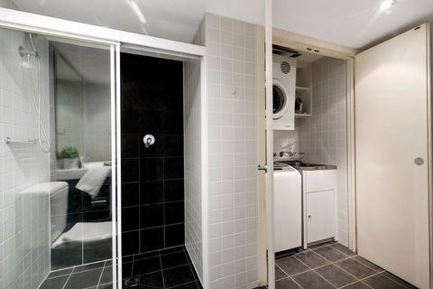 Astra Apartments Parramatta - Hobart Tourism 17