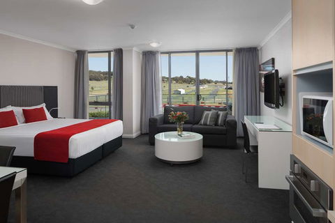 Rydges Mount Panorama Bathurst - Hobart Tourism 0