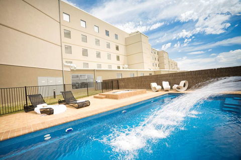Rydges Mount Panorama Bathurst - Hobart Tourism 7