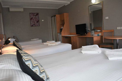 Best Western Coachman's Inn Motel - Hobart Tourism 8