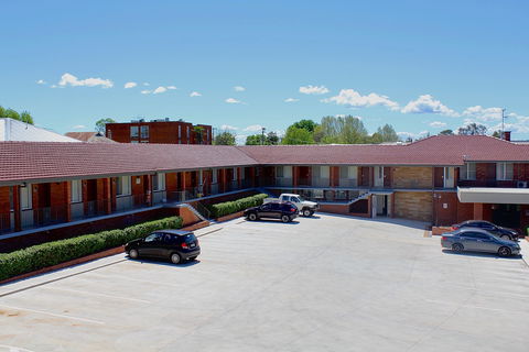 Governor Macquarie Motor Inn - Hobart Tourism 3