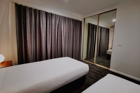Governor Macquarie Motor Inn - Hobart Tourism 9