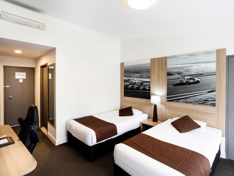 Mantra Bathurst - Hobart Tourism 6