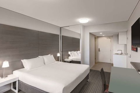 Adina Apartment Hotel Darwin Waterfront - Hobart Tourism 9
