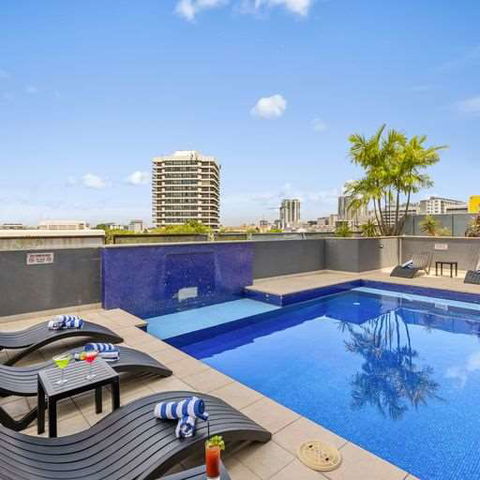 H On Mitchell Apartment Hotel - Tourism TAS 5