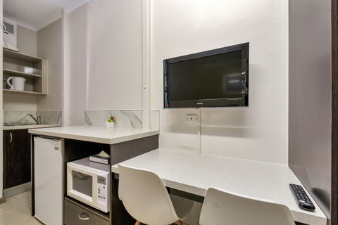 Vitina Studio Motel - Hobart Tourism 12
