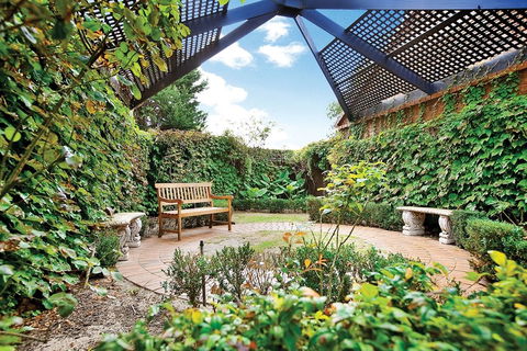 Best Western Plus The Buckingham Inn - Hobart Tourism 0