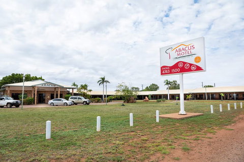Abacus Motel Mount Isa - Hobart Tourism 1