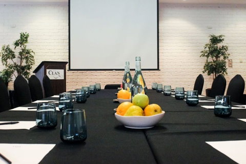 The Clan Lakeside Lodge - Tourism TAS 2