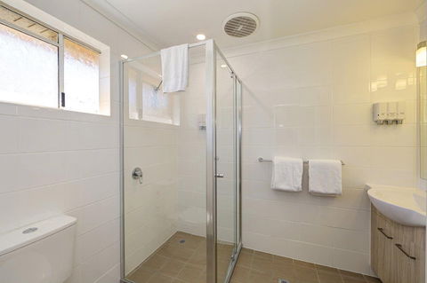 Smart Motels Bert Hinkler - Hobart Tourism 2