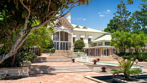InterContinental Sanctuary Cove - Tourism TAS 1