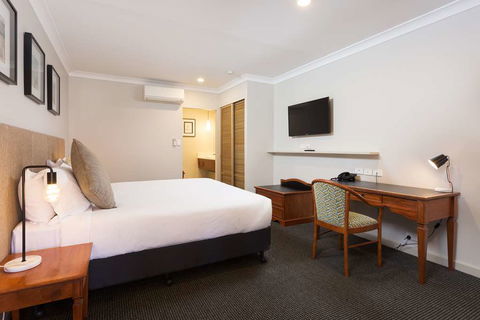Brisbane International - Virginia - Hobart Tourism 1