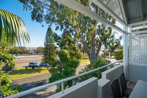 Broadwater Resort Apartments - Hobart Tourism 2