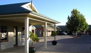 Country Gardens Motor Inn - Hobart Tourism 0