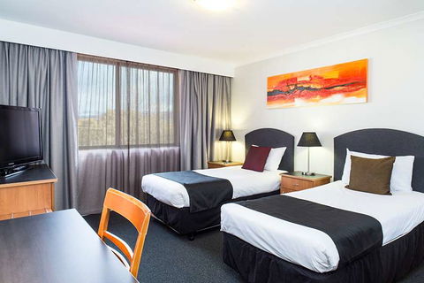 Alpha Hotel Canberra - Tourism TAS 2