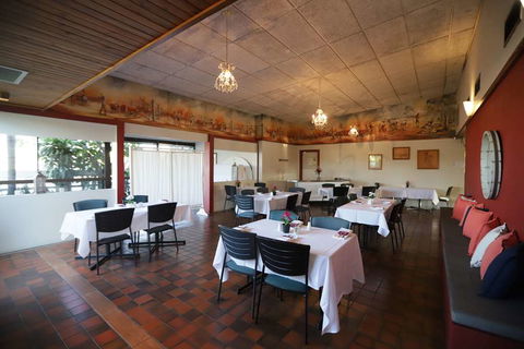 Emerald Central Hotel - Tourism TAS 2