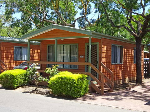 Adelaide Caravan Park - Tourism TAS 1