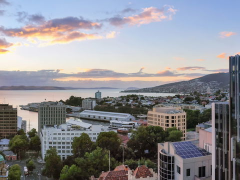 Moevenpick Hotel Hobart - Hobart Tourism 0