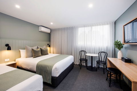 Aden Hotel Mudgee - Hobart Tourism 1