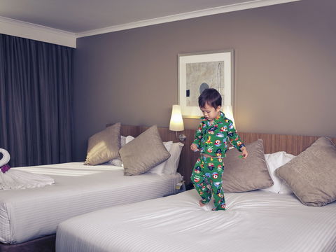 Mercure Hotel Parramatta - Hobart Tourism 16