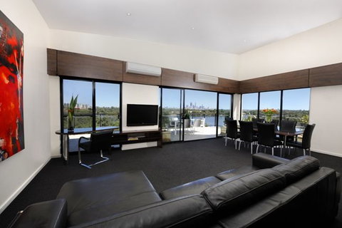 Assured Ascot Quays Apartment Hotel - Hobart Tourism 6