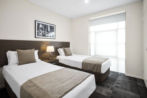 Quest Narre Warren - Tourism TAS 6