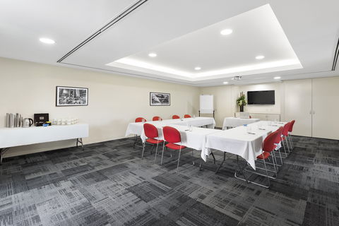 Quest Narre Warren - Tourism TAS 10