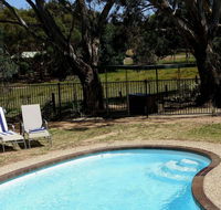 Golden Heritage Motor Inn  Cottages - Hobart Tourism