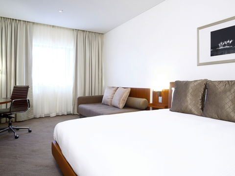 Novotel Canberra - Hobart Tourism 0