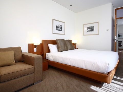 Novotel Canberra - Hobart Tourism 5