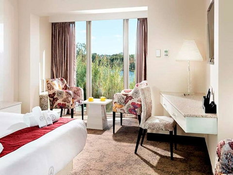 Swan River Hotel - Hobart Tourism 4