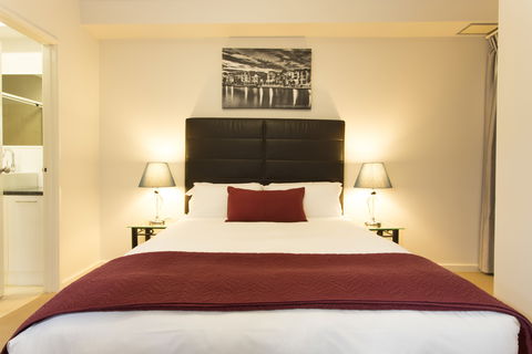 Regal Apartments - Tourism TAS 5