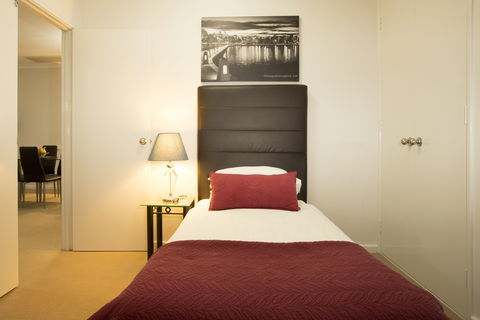 Regal Apartments - Tourism TAS 7