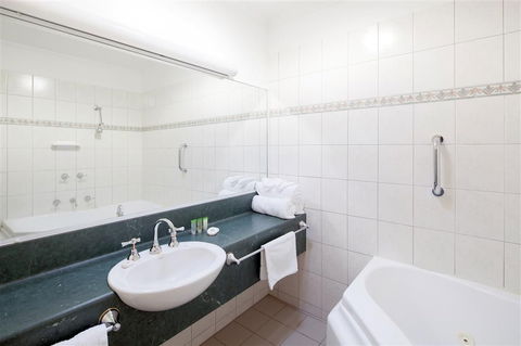 Best Western Crystal Inn - Hobart Tourism 10