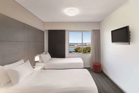 Adina Apartment Hotel Darwin Waterfront - Hobart Tourism 6