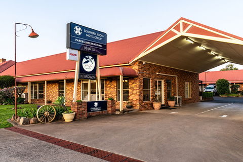 Parkes International - Hobart Tourism 0