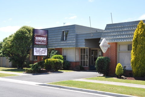 Sunrise Motor Inn - Hobart Tourism 0