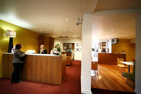 Best Western Plus The Tudor-Box Hill - Hobart Tourism 0