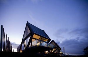Mona Pavilions