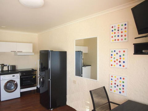 Siesta Central Apartments - Tourism TAS 2