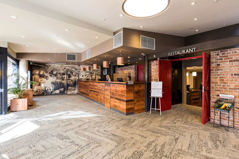 The Old Woolstore Apartment Hotel - Hobart Tourism 2