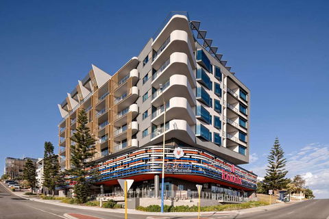 Ramada VetroBlu Scarborough Beach - Tourism TAS 1