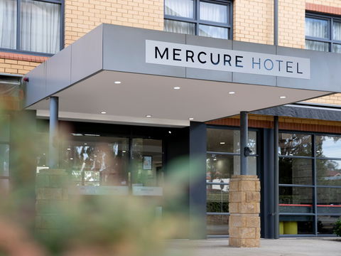 Mercure Sydney Blacktown - Hobart Tourism 1