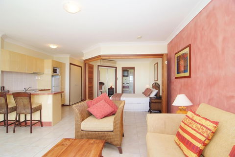 At Waters Edge Resort - Tourism TAS 2