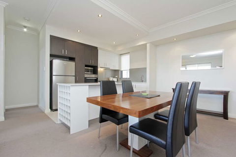 Zappeion Apartments - Hobart Tourism 1