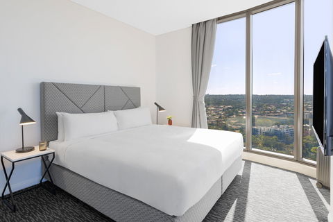 Meriton Suites George St - Hobart Tourism 0