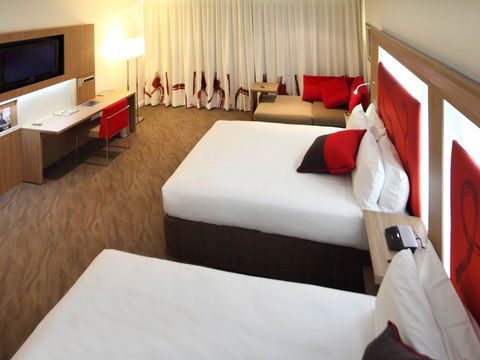 Novotel Sydney Rooty Hill - Hobart Tourism 4